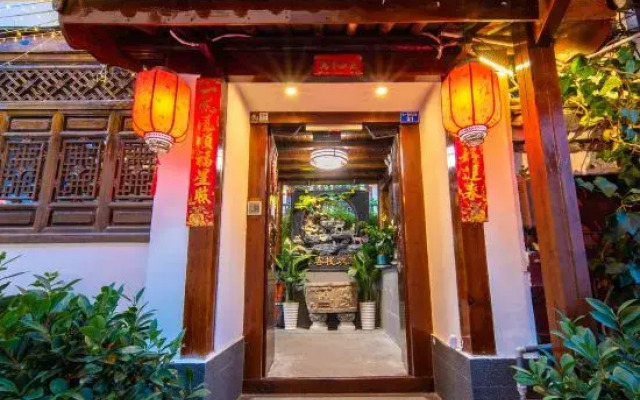 Shanfeng Garden Inn (Lijiang Ancient Town Mufu Branch)