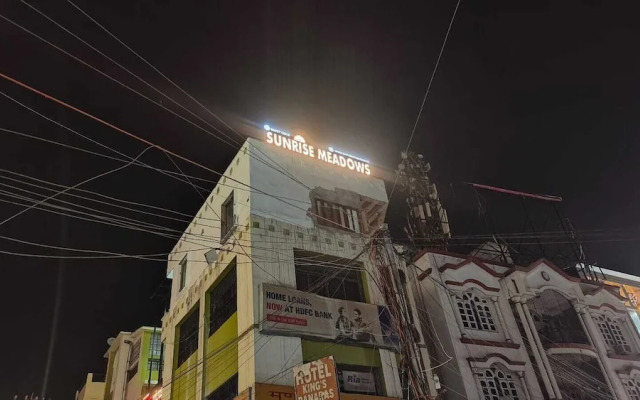 Sunrise Meadows Hotel Praba's