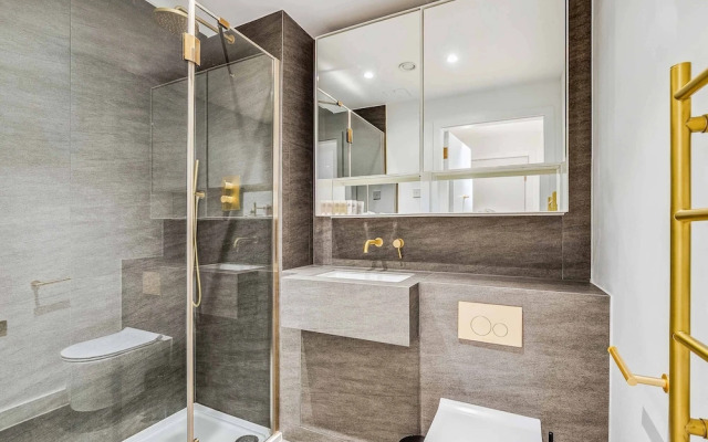 Refined 3-bedroom Condo