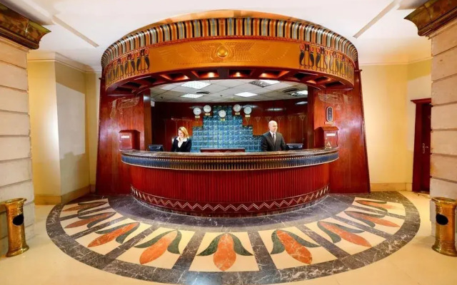 Golden Tulip Zoser Pyramids Hotel