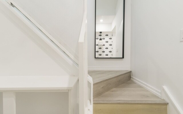 Abode XS House Walk to Convention Center