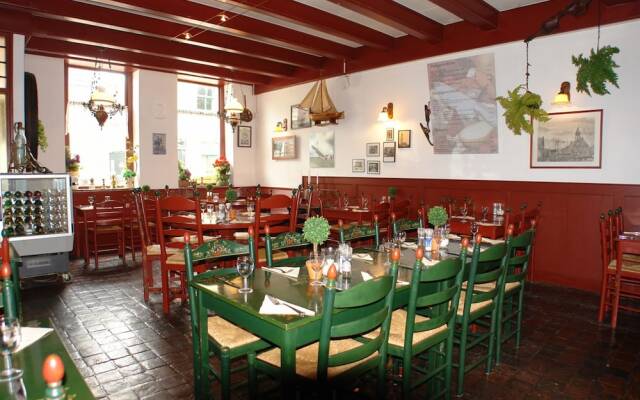 Hotel de Stadsboerderij/ Eetcafé de Brabander