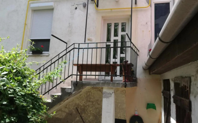 Tattoo Apartman