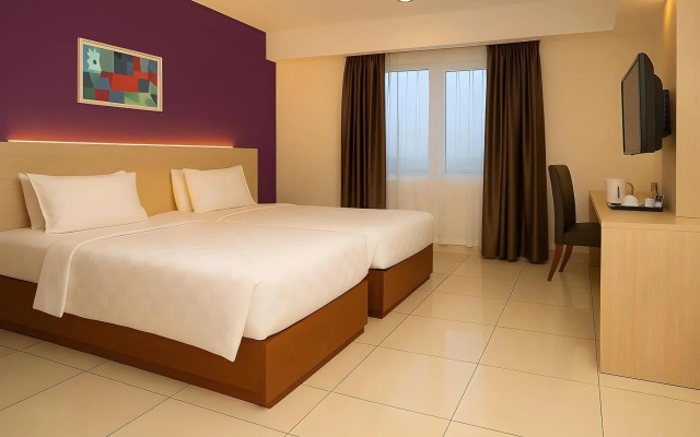 Borneo Hotel – Guest Rooms – Pontianak