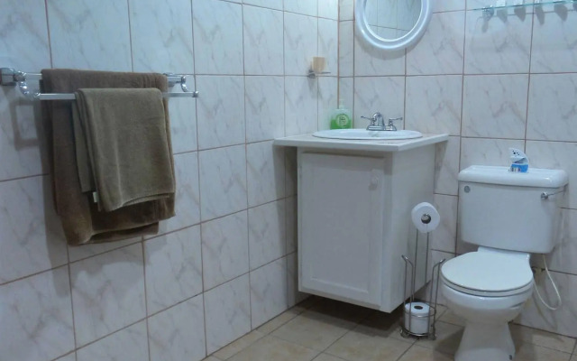 B's Guest House