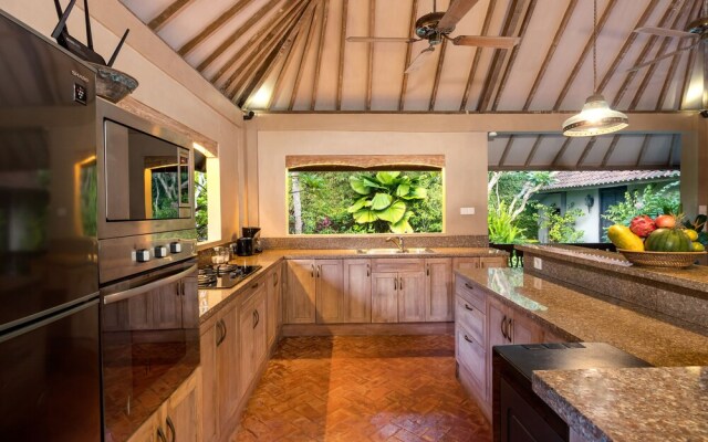 Villa Koyama by Villa Finder