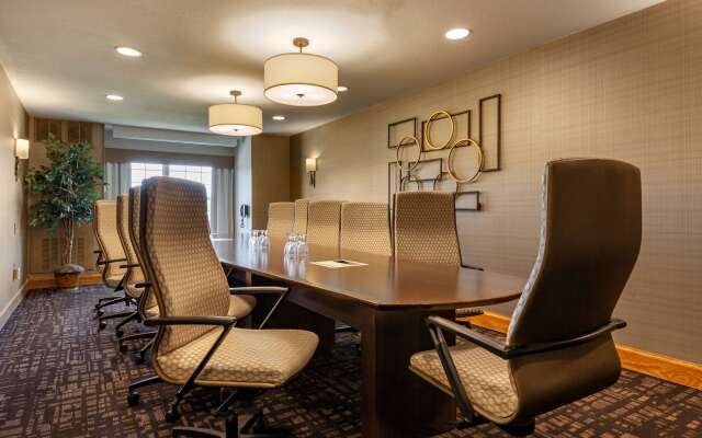 Best Western Premier Bridgewood Resort Hotel