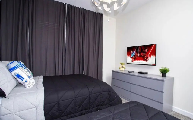 Stunning 5BR Home - Your Dream Getaway