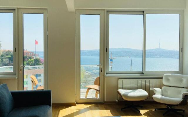 Bosphorus dominant renovated 120M apt with breathtaking view