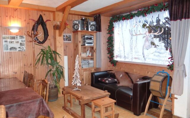 Hôtel Restaurant Aux Touristes