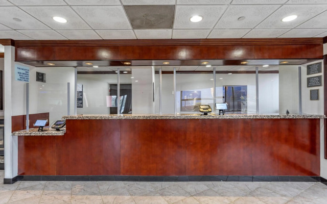 Comfort Inn Paramus - Hackensack