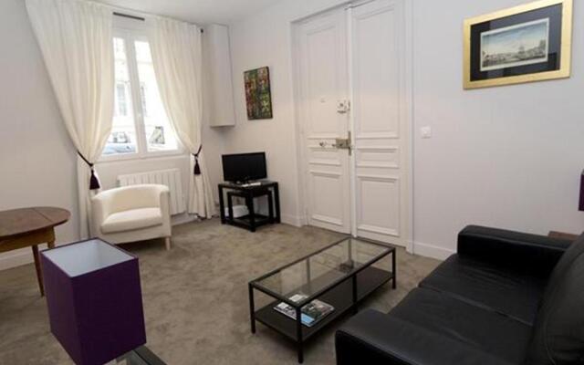 One Bedroom Apartment - rue des Martyrs - 314