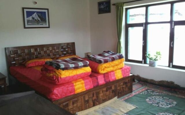 Pinetree Camps Kasol