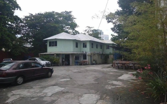 Oasis Hostel
