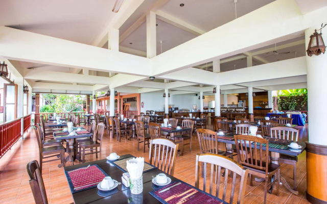 Lanta Casuarina Beach Resort