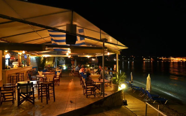 Filoxenia Beach Apartments