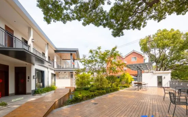 Floral Hotel·Qingfeng Shiguang Hotel ( Shanghai Fengjing Ancient Town Store) – Outside – Shanghai