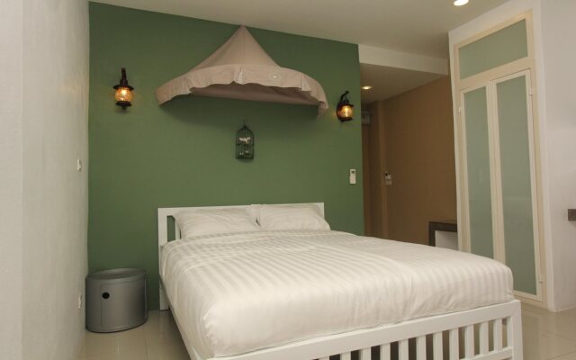 Boutique Summer House