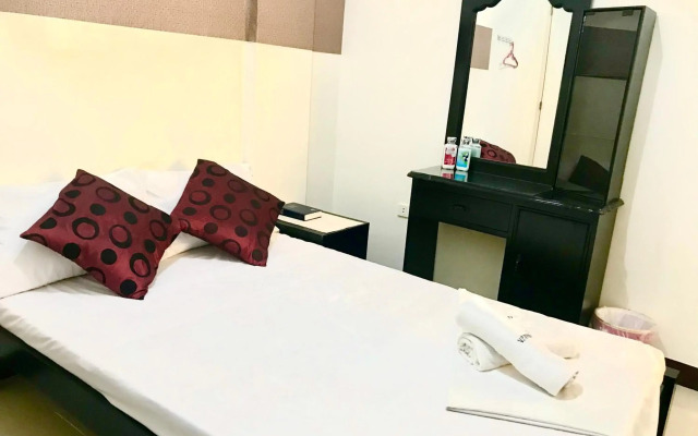 V.F. Riton Apartelle