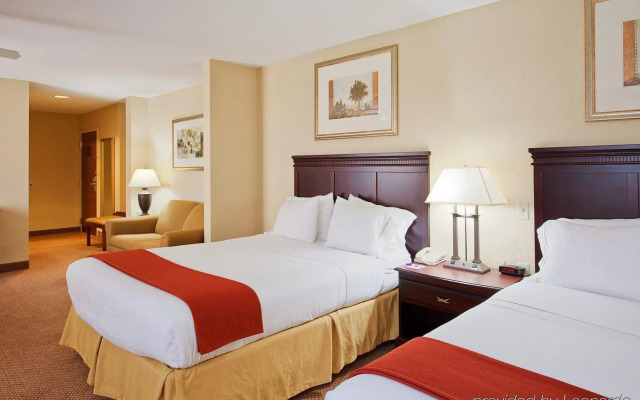 Holiday Inn Express Lucedale by IHG