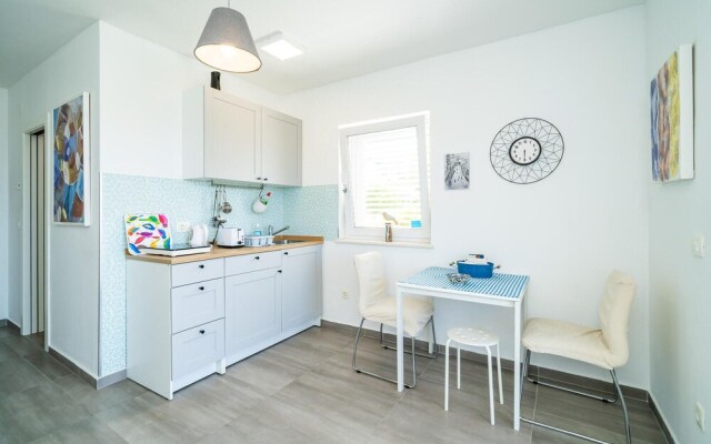 Stunning Apartment in Mlini With Wifi and 1 Bedrooms