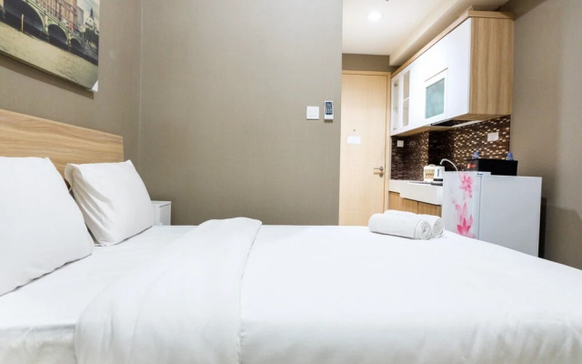Tree Park Studio Apartment near ICE BSD By Travelio