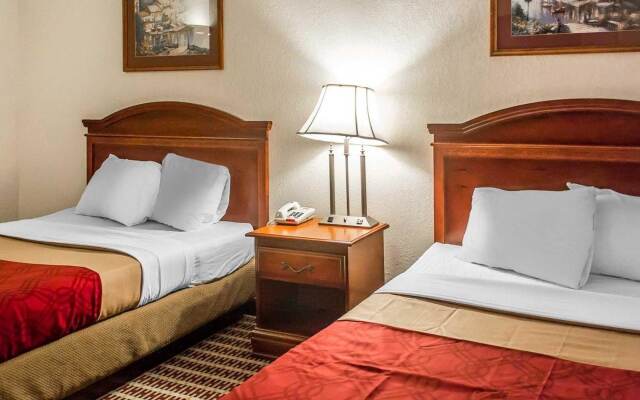 Economy Inn & Suites