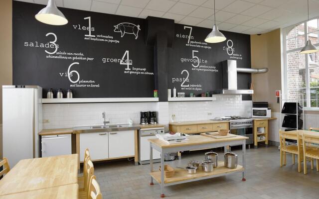 Oud Schooltje De Linde for Twenty Person