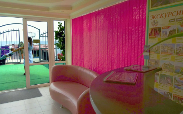 Legenda gostinitsa (Alushta)