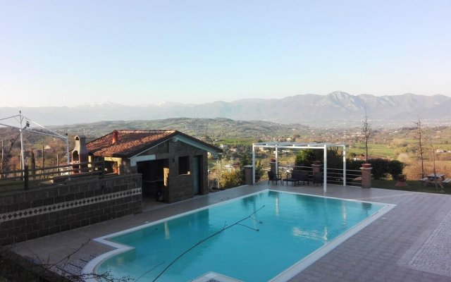 Apartment With 3 Bedrooms in Bosco di Caiazzo, With Wonderful Mountain View, Shared Pool, Enclosed Garden