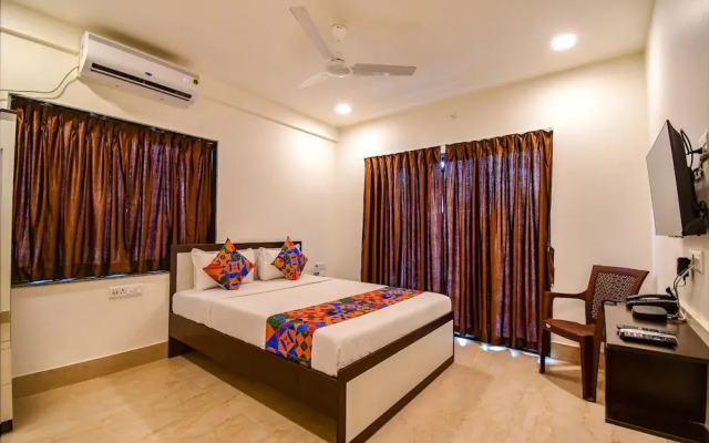 Fabhotel Moubani Residency