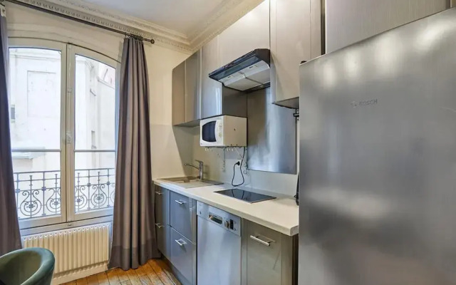Charming Apartment Center of Paris by Studio Prestige