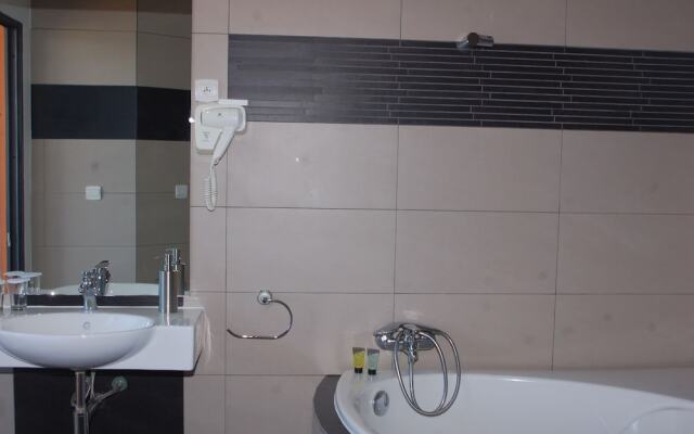 Plumeria Hotel