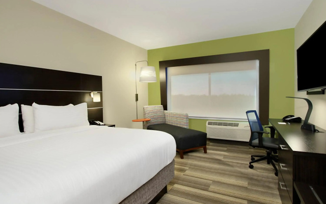 Holiday Inn Express & Suites Brookshire - Katy Freeway by IHG