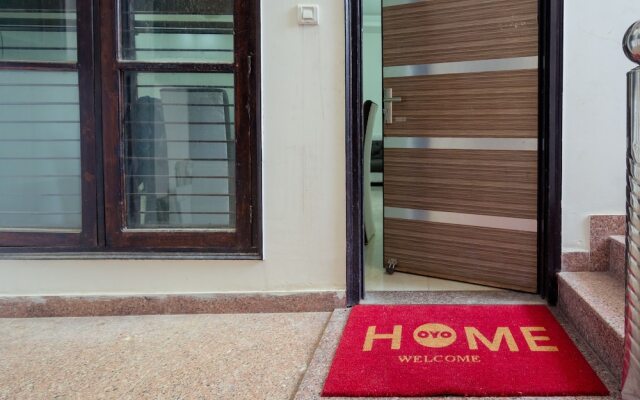 OYO 14054 Home Modern 3BHK Canal Road