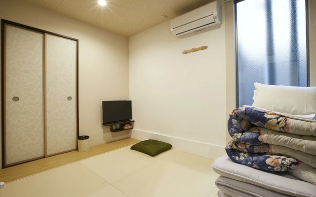 OYO Ryokan e-stay Kyoto Rokujo