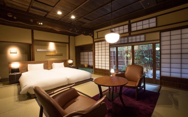 No. 102 Deluxe with Private Garden Twin room (트윈 침대 2개) 사진 2