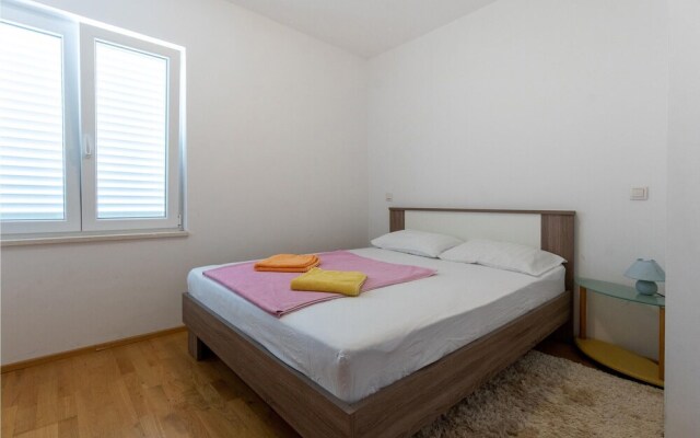 Awesome Apartment in Klek With Wifi and 2 Bedrooms