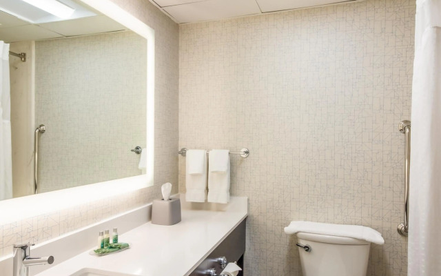 Clarion Pointe New Bern