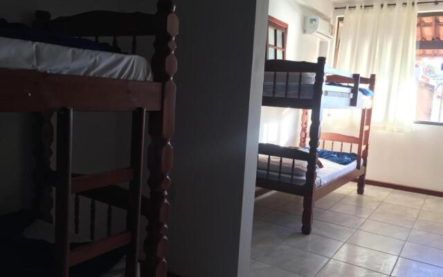 Canto da Praia Beach Hostel