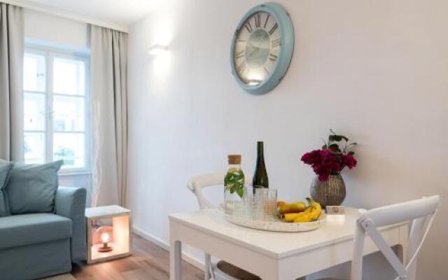 Smile Apartments