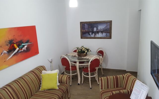 Apartamento em frente a Praia Santos