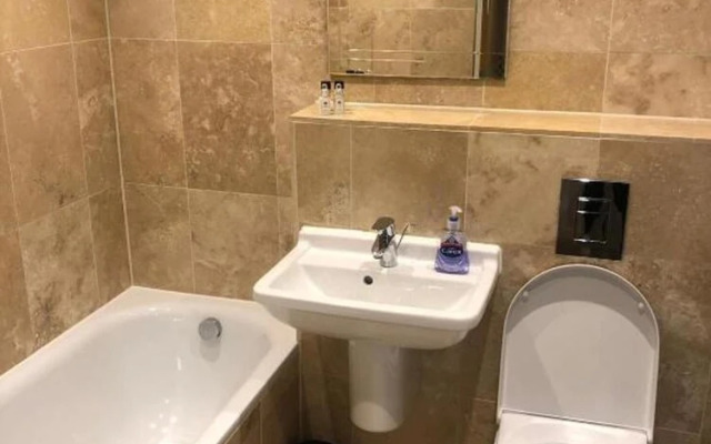 Captivating 2-bed Apartment in Brentwood
