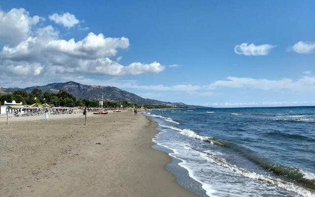 Charming Villa in Villapiana with Swimming Pool