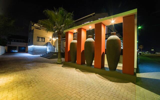 Swakopmund Sands Hotel & Cottage