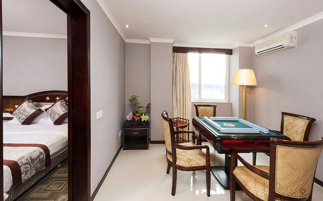 Sinan Hotel