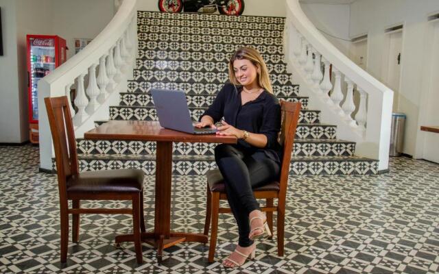 Hotel Acarau Riviera