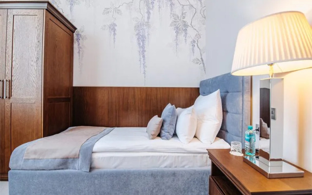 Grand Manor 5*