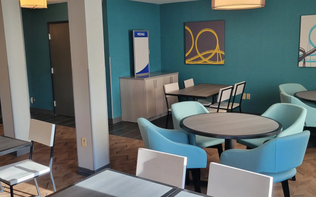 Best Western Doswell Hotel