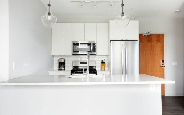 Sonder — Luna Apartments